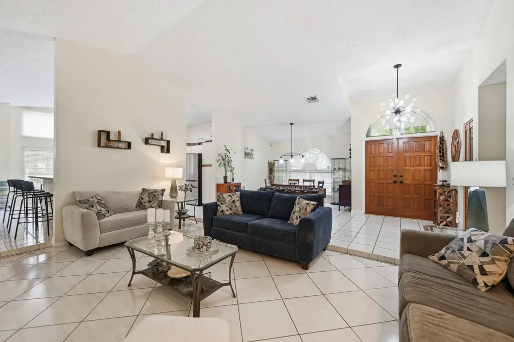 12043 SW 1st Street Coral Springs FL 33071