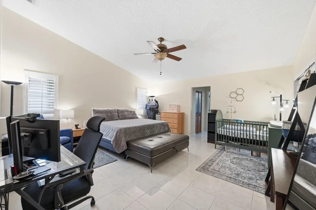 12043 SW 1st Street Coral Springs FL 33071
