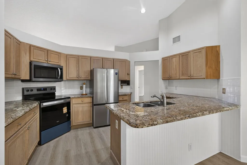 103 Oxford Court Royal Palm Beach FL 33411
