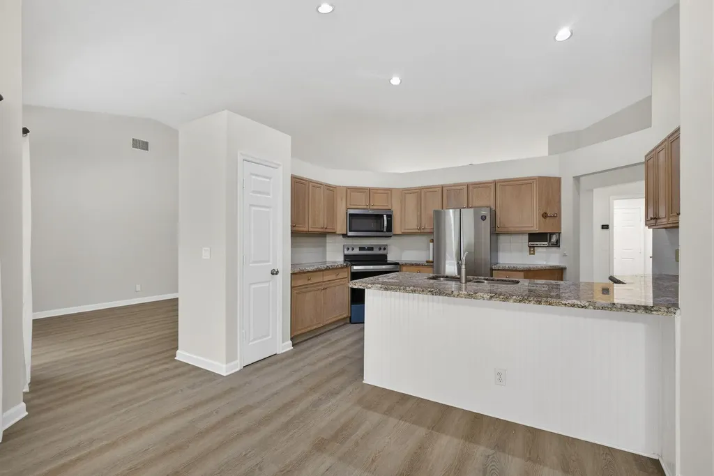 103 Oxford Court Royal Palm Beach FL 33411