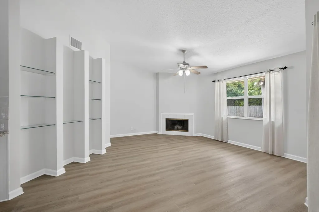 103 Oxford Court Royal Palm Beach FL 33411
