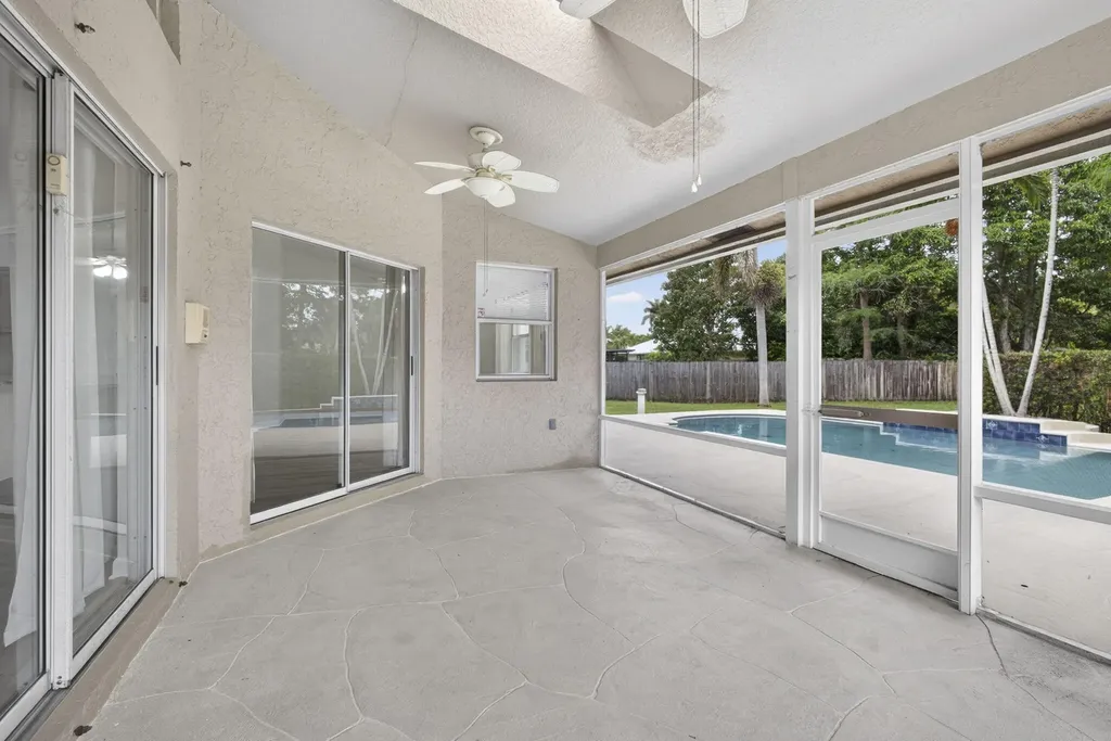 103 Oxford Court Royal Palm Beach FL 33411