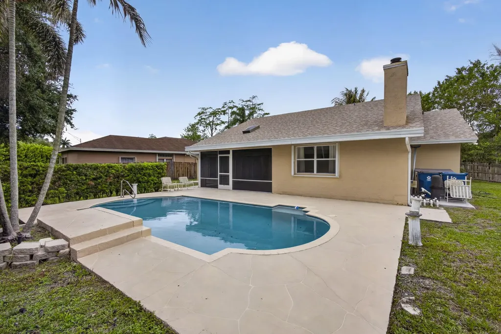 103 Oxford Court Royal Palm Beach FL 33411