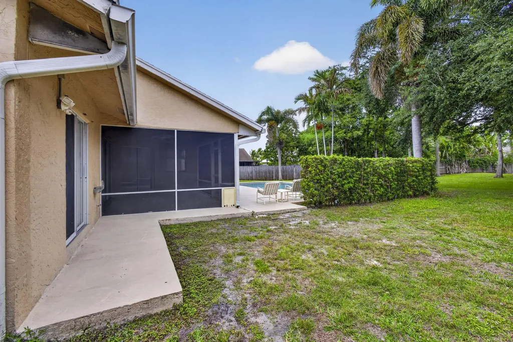 103 Oxford Court Royal Palm Beach FL 33411
