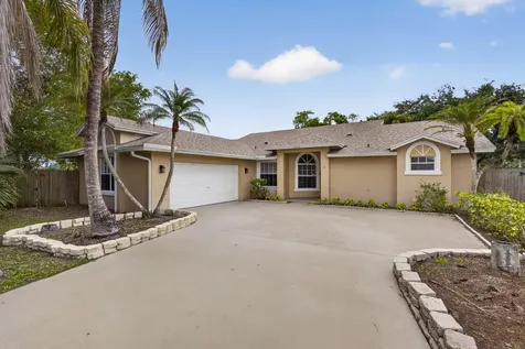 103 Oxford Court Royal Palm Beach FL 33411