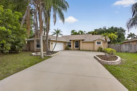 103 Oxford Court Royal Palm Beach FL 33411