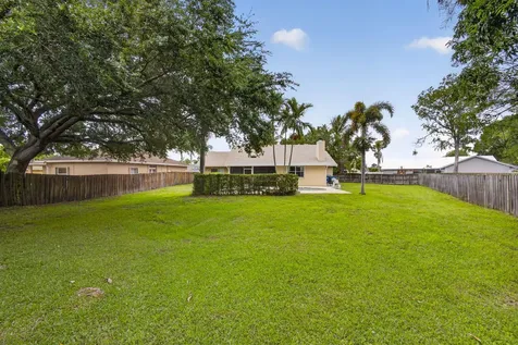 103 Oxford Court Royal Palm Beach FL 33411