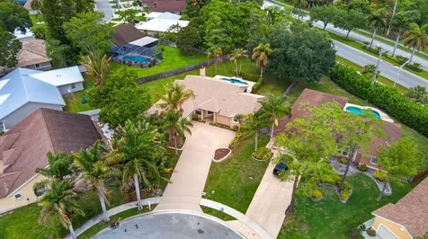 103 Oxford Court Royal Palm Beach FL 33411