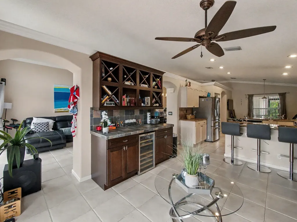 6292 Grand Cypress Circle Lake Worth FL 33463