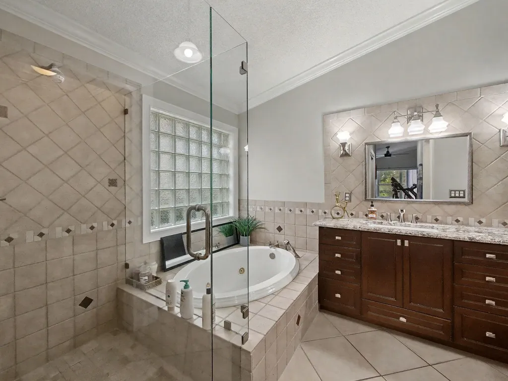 6292 Grand Cypress Circle Lake Worth FL 33463