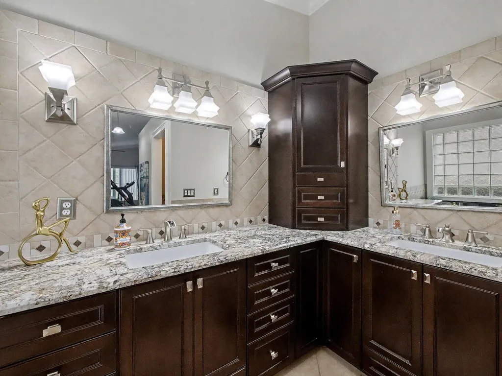 6292 Grand Cypress Circle Lake Worth FL 33463