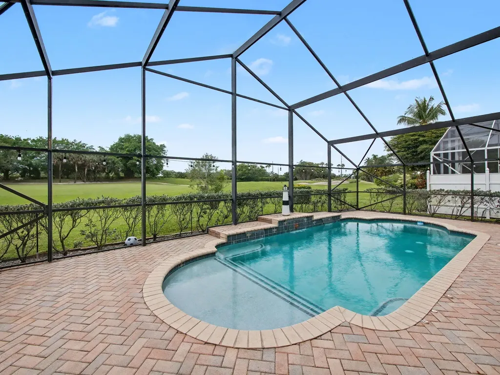 6292 Grand Cypress Circle Lake Worth FL 33463