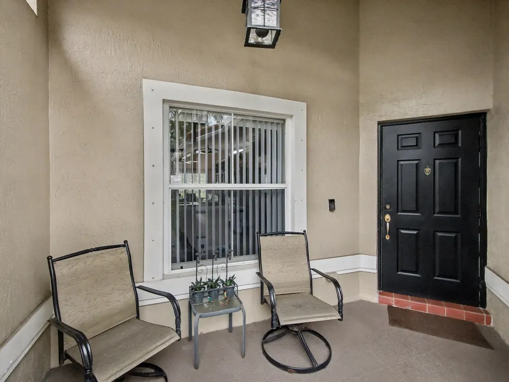 6292 Grand Cypress Circle Lake Worth FL 33463