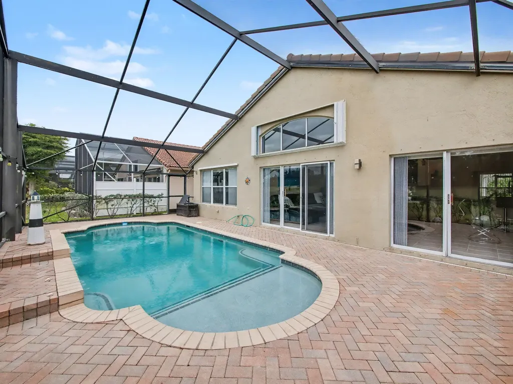 6292 Grand Cypress Circle Lake Worth FL 33463