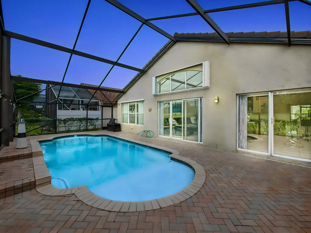 6292 Grand Cypress Circle Lake Worth FL 33463
