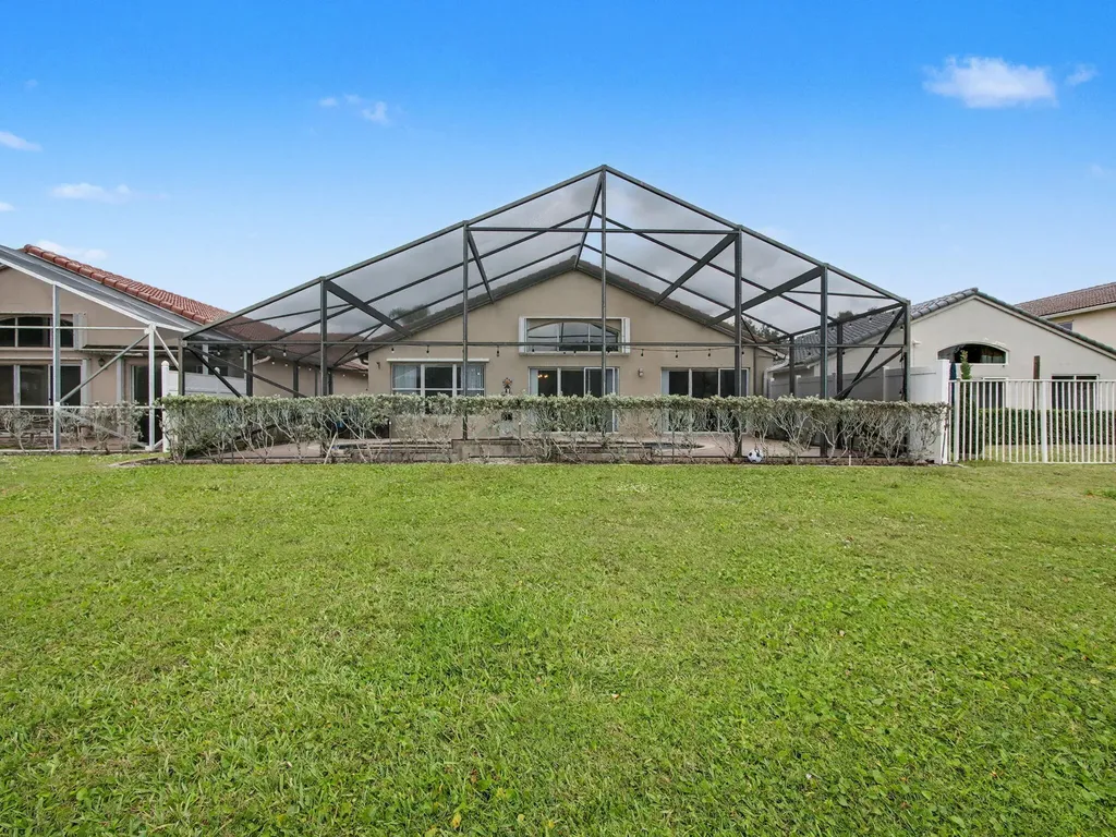 6292 Grand Cypress Circle Lake Worth FL 33463