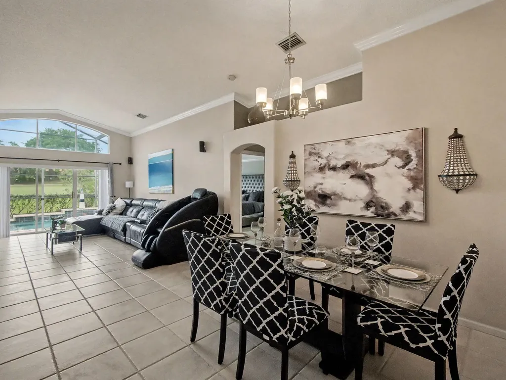 6292 Grand Cypress Circle Lake Worth FL 33463