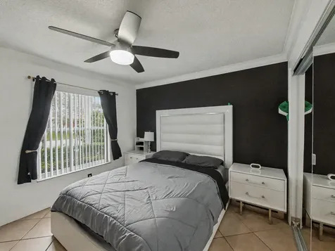 6292 Grand Cypress Circle Lake Worth FL 33463