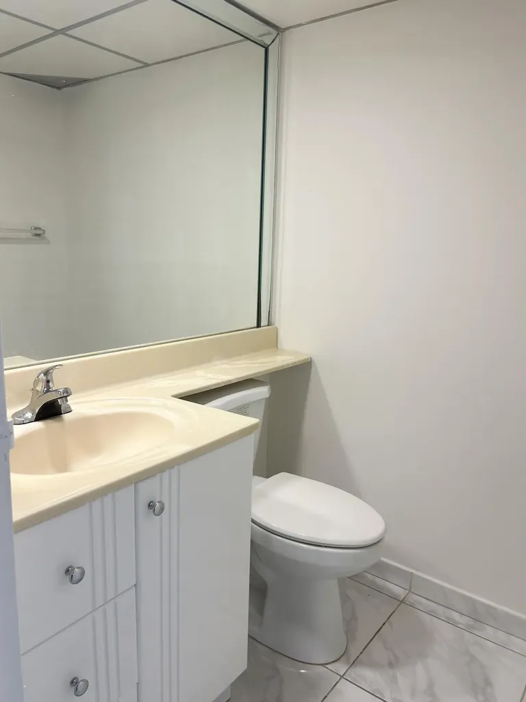 183 Valencia Delray Beach FL 33446