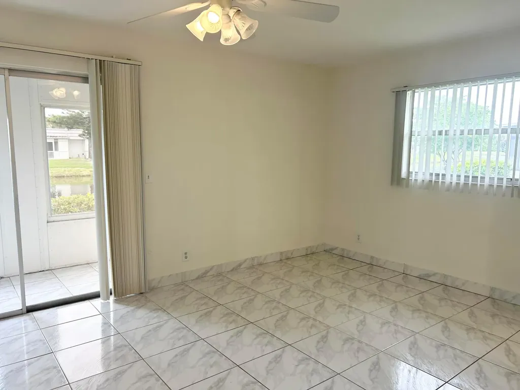 183 Valencia Delray Beach FL 33446