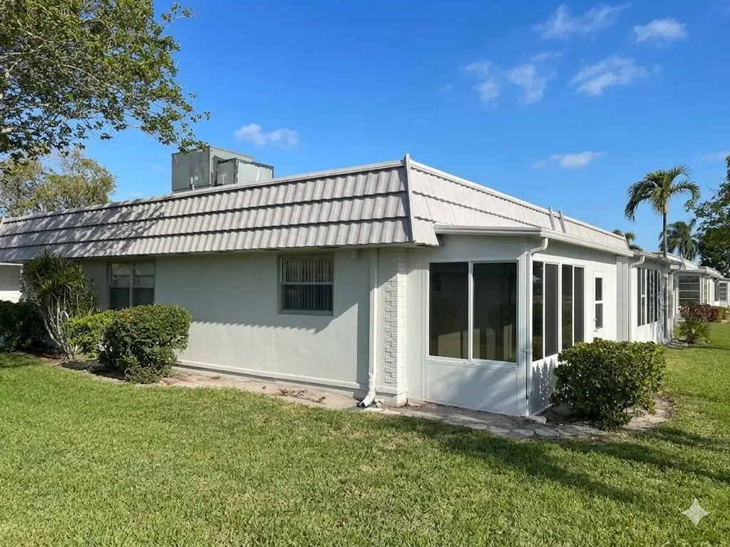 183 Valencia Delray Beach FL 33446