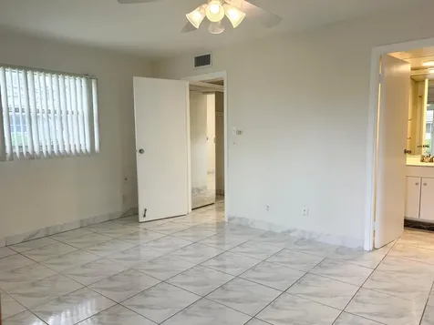 183 Valencia Delray Beach FL 33446