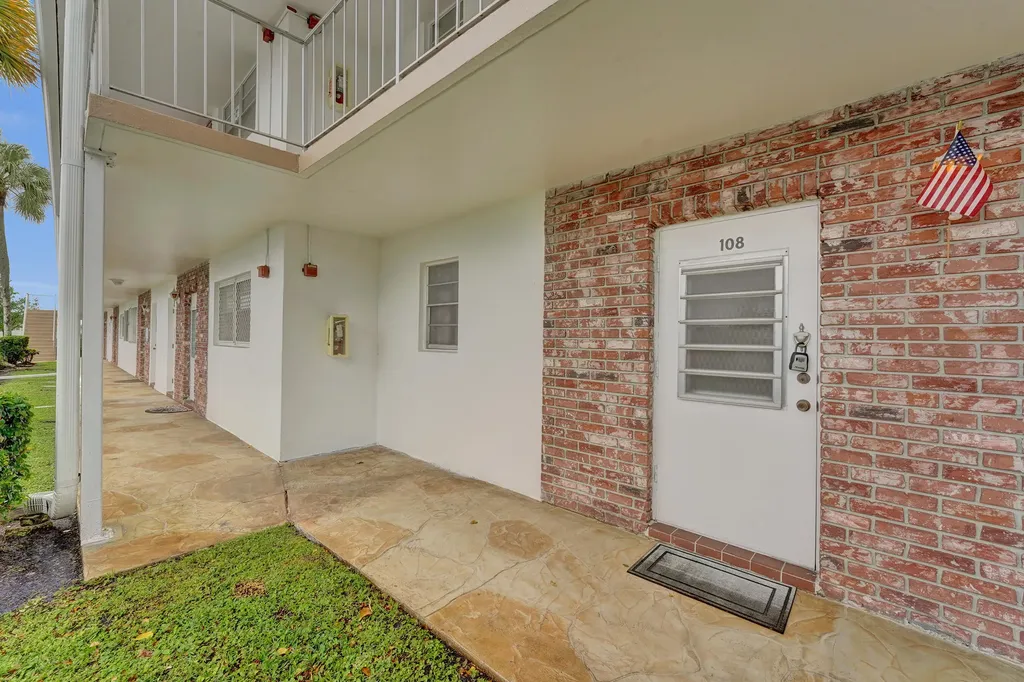 2551 W Golf Boulevard Pompano Beach FL 33064