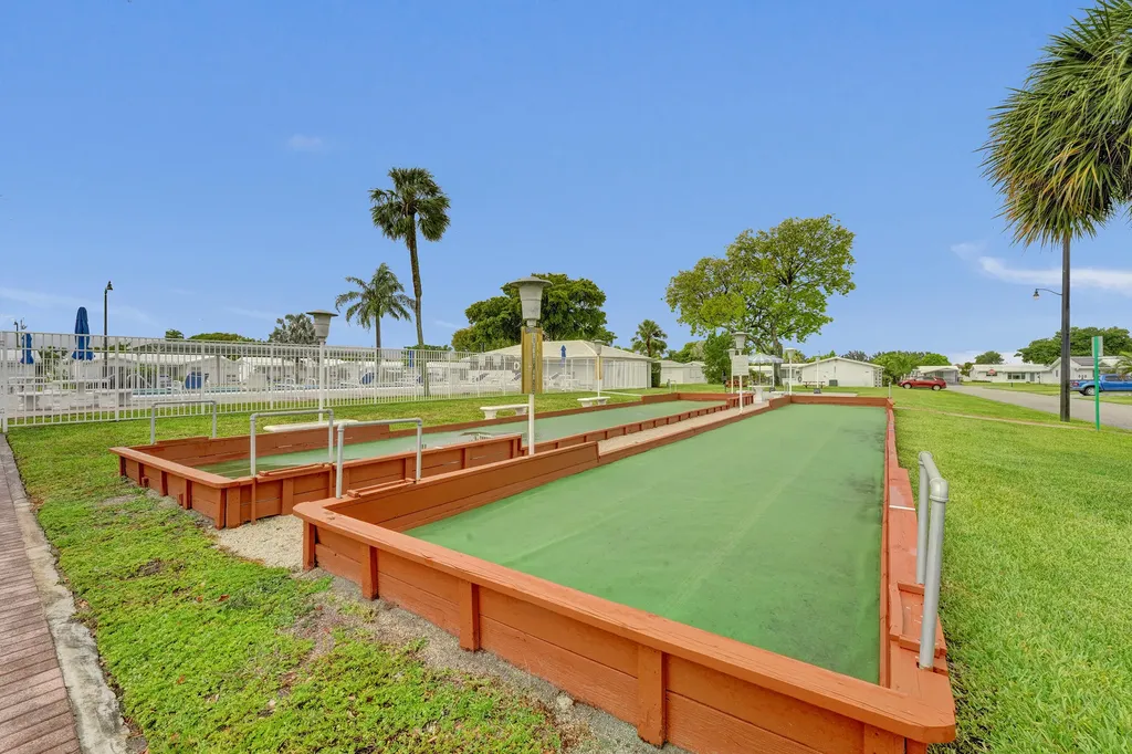 2551 W Golf Boulevard Pompano Beach FL 33064