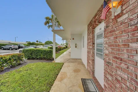 2551 W Golf Boulevard Pompano Beach FL 33064