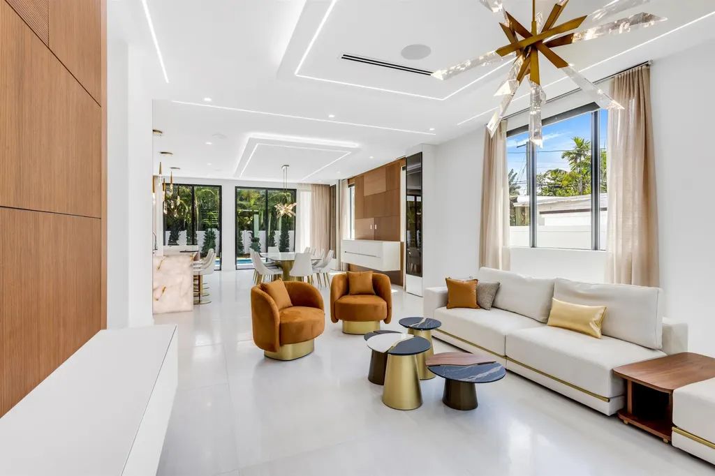 310 NE 2nd Street Boca Raton FL 33432