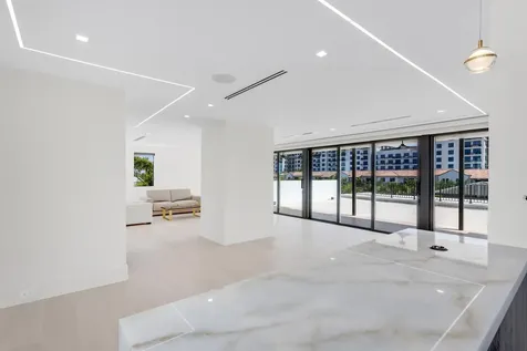310 NE 2nd Street Boca Raton FL 33432