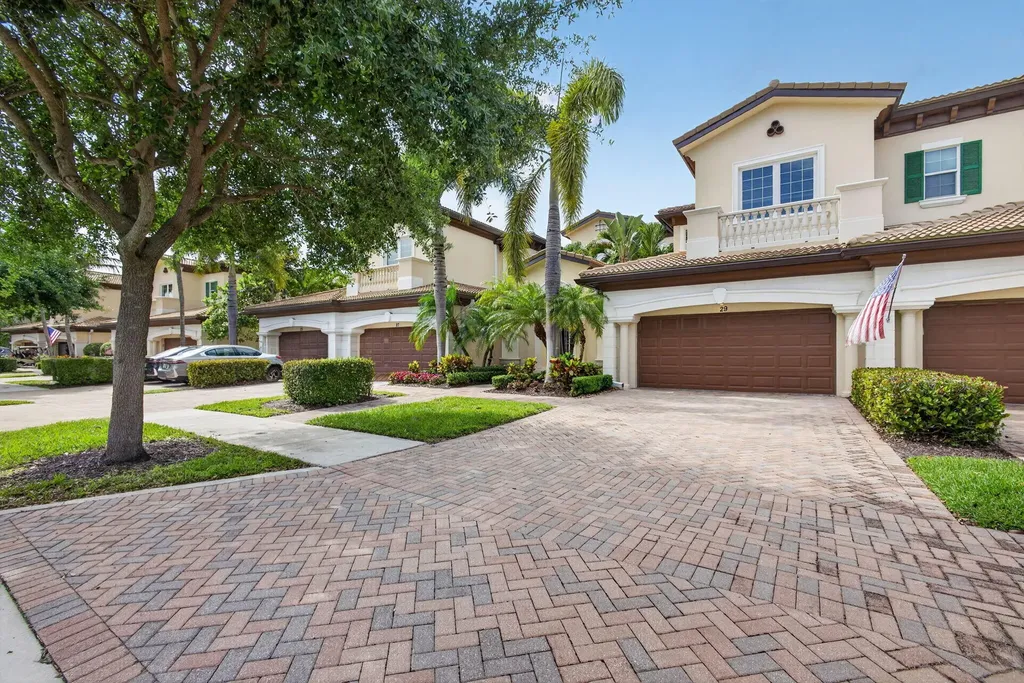 111 Tresana Boulevard Jupiter FL 33478