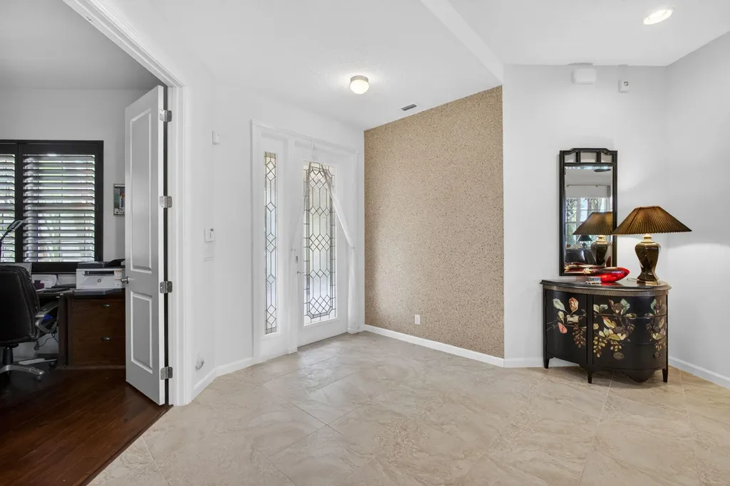 111 Tresana Boulevard Jupiter FL 33478