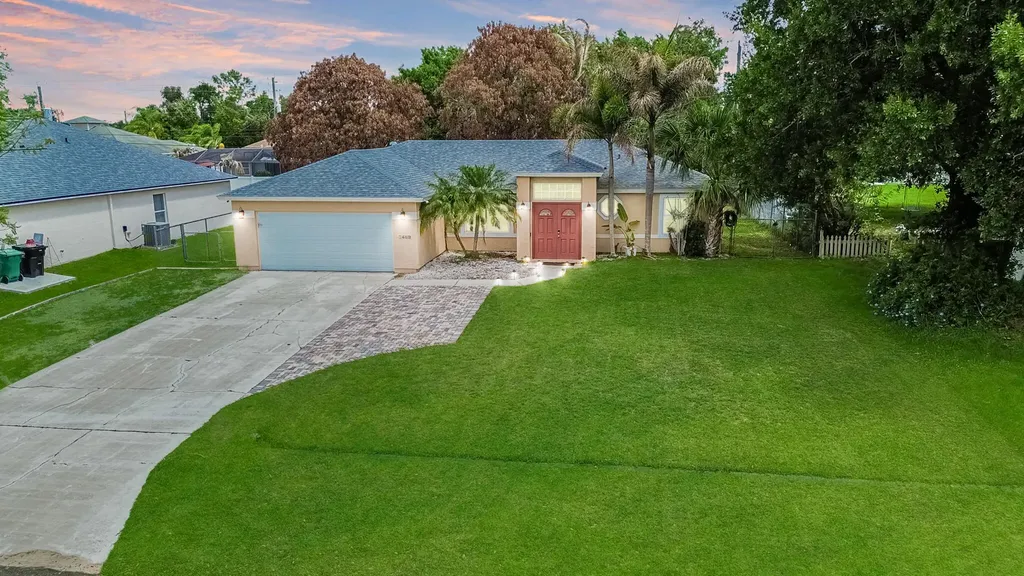 1469 SW Leisure Lane Port St Lucie FL 34953