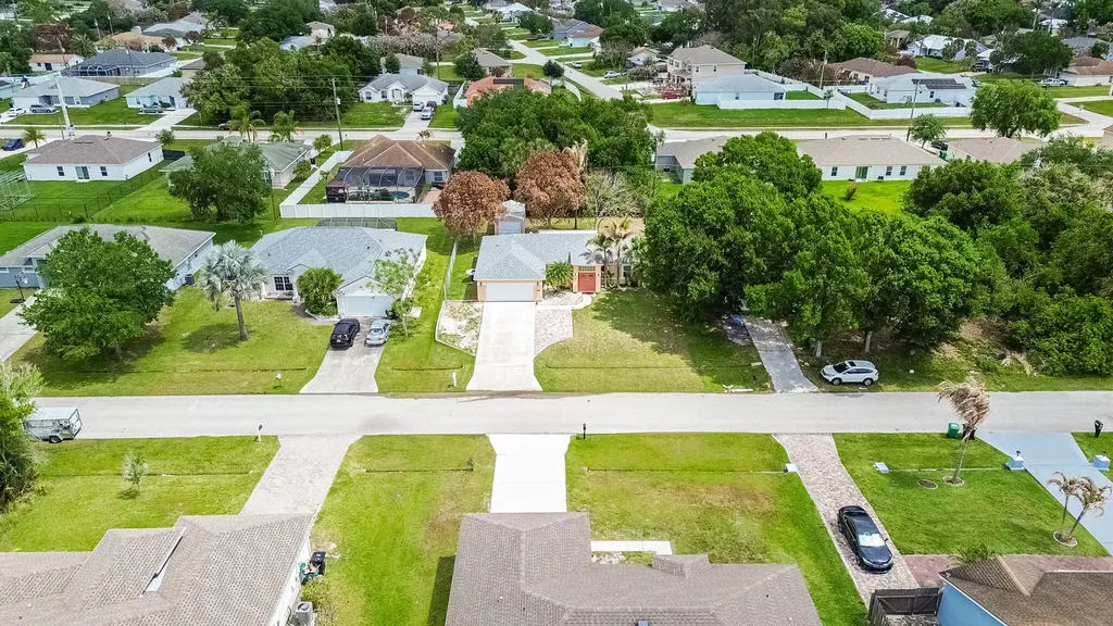 1469 SW Leisure Lane Port St Lucie FL 34953