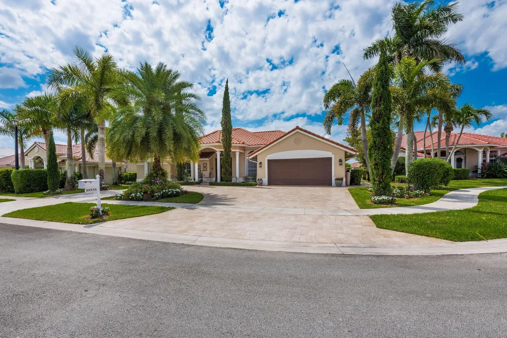 10535 Maple Chase Drive Boca Raton FL 33498