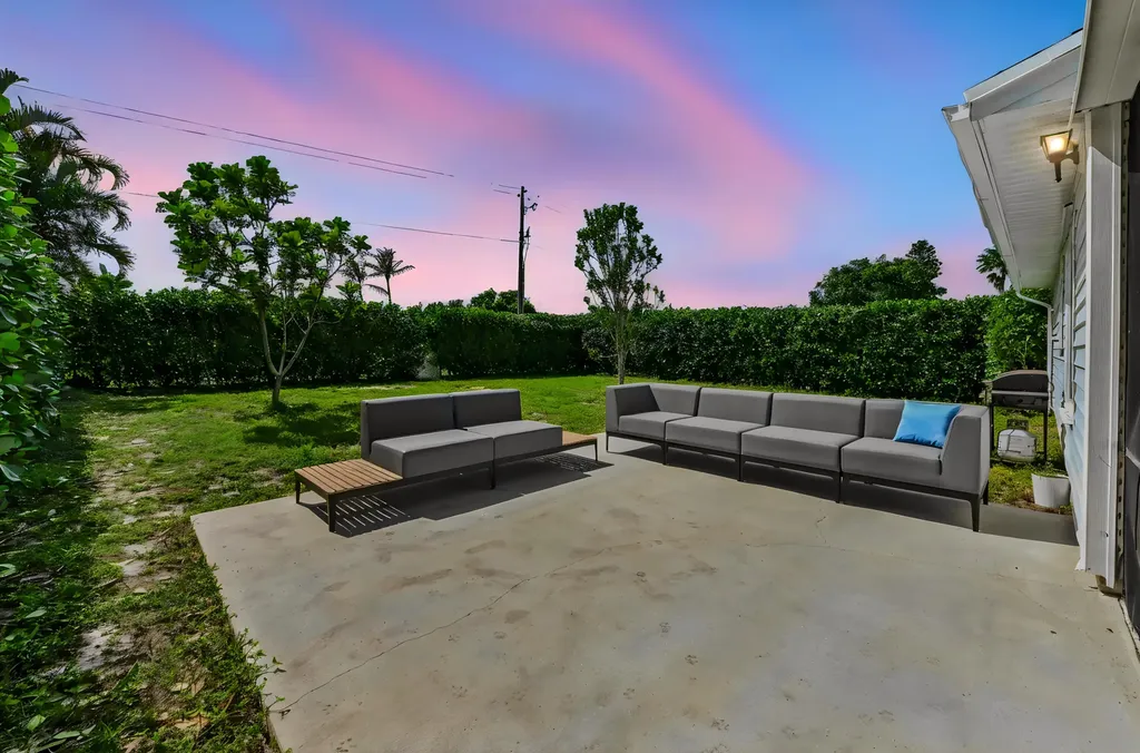 5372 Courtney Circle Boynton Beach FL 33472