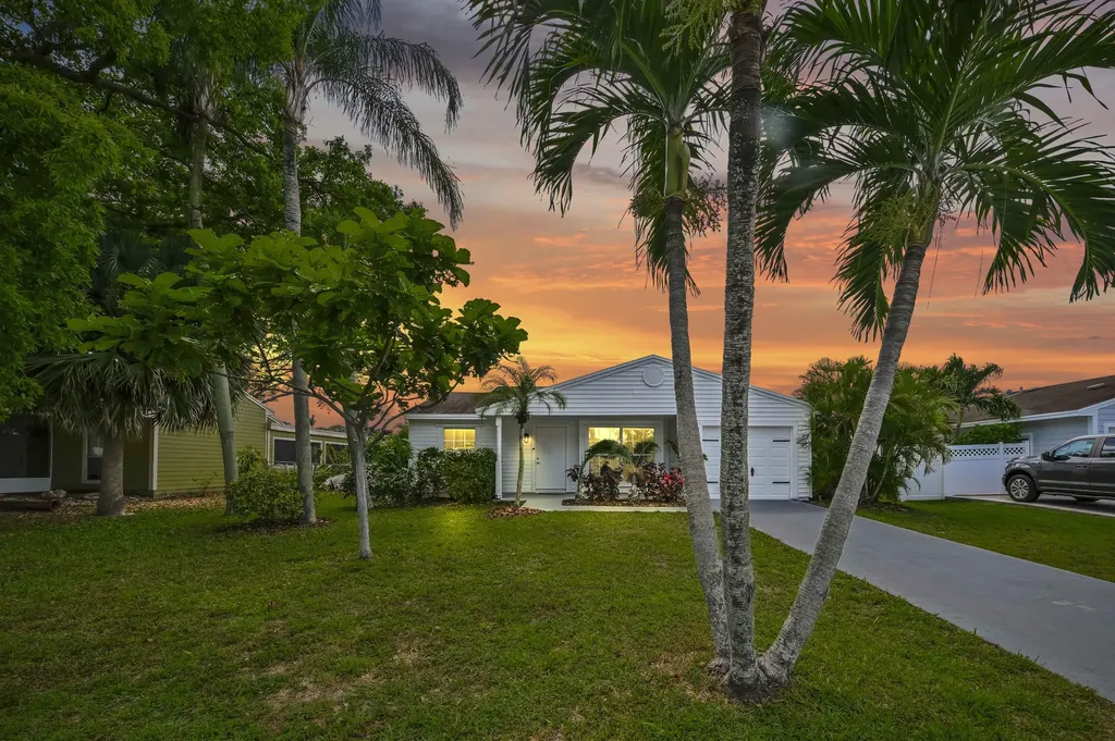 5372 Courtney Circle Boynton Beach FL 33472