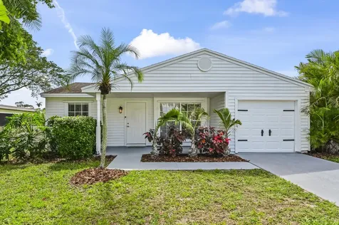 5372 Courtney Circle Boynton Beach FL 33472