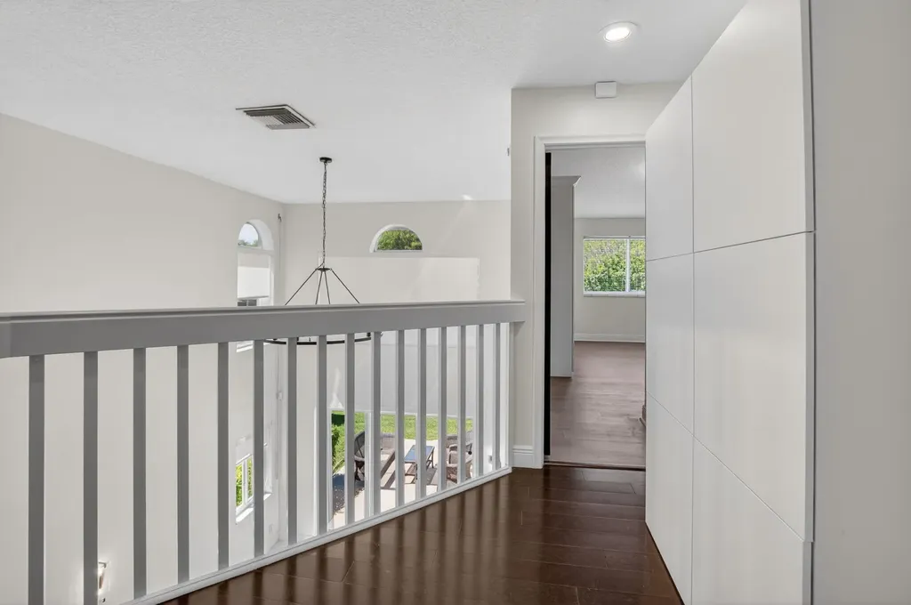 10530 Lake Vista Circle Boca Raton FL 33498