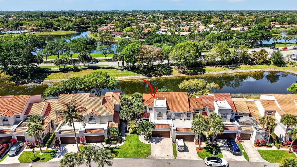 10530 Lake Vista Circle Boca Raton FL 33498