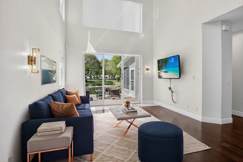 10530 Lake Vista Circle Boca Raton FL 33498