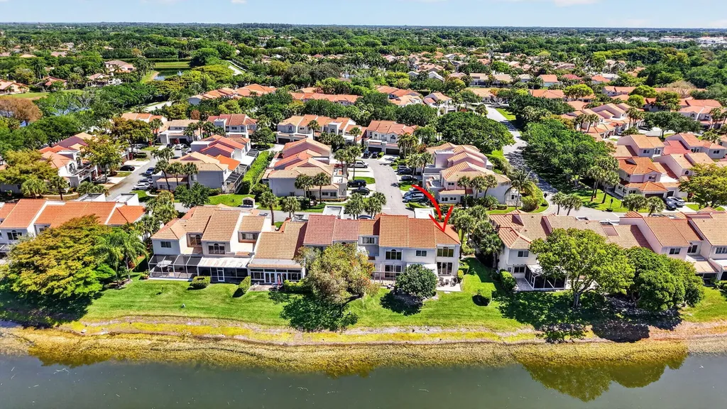 10530 Lake Vista Circle Boca Raton FL 33498
