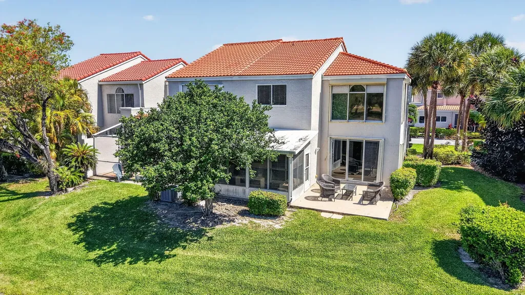10530 Lake Vista Circle Boca Raton FL 33498
