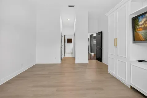 10530 Lake Vista Circle Boca Raton FL 33498