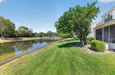 10530 Lake Vista Circle Boca Raton FL 33498