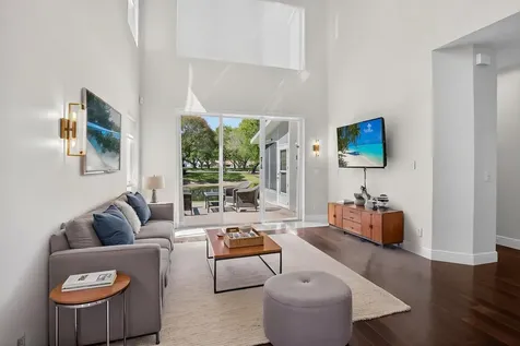 10530 Lake Vista Circle Boca Raton FL 33498