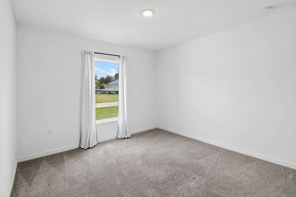 1932 SW Lennox Street Port St Lucie FL 34953