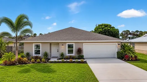 1932 SW Lennox Street Port St Lucie FL 34953