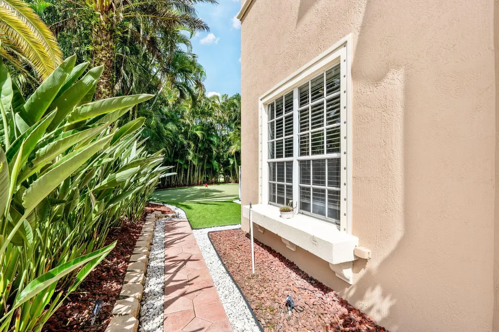 12442 Equine Lane Wellington FL 33414